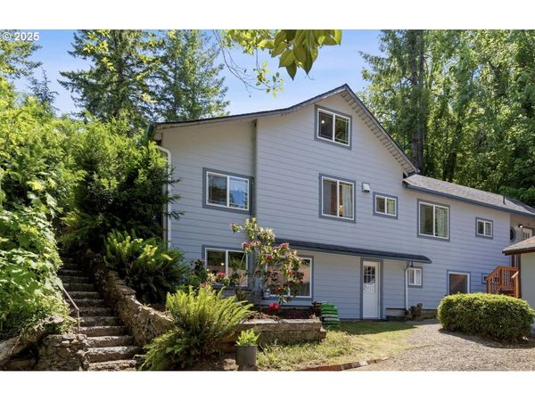 935 NE HIGHWAY 20, Toledo, OR 97391