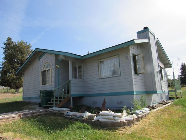 33889 Lalo Court, Chiloquin, OR 97624