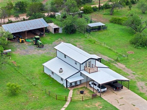 101 Starhorn Road, Marble Falls, TX 78654