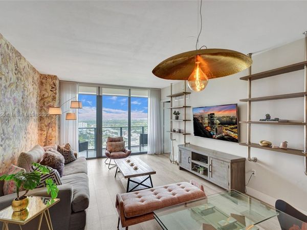 121 NE 34th St, Unit 2512, Miami, FL 33137