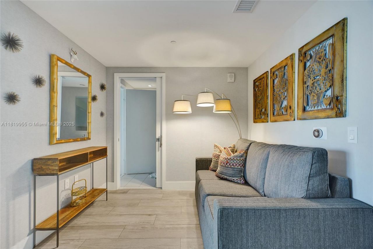 121 NE 34th St, Unit 2512, Miami, FL 33137 Photo