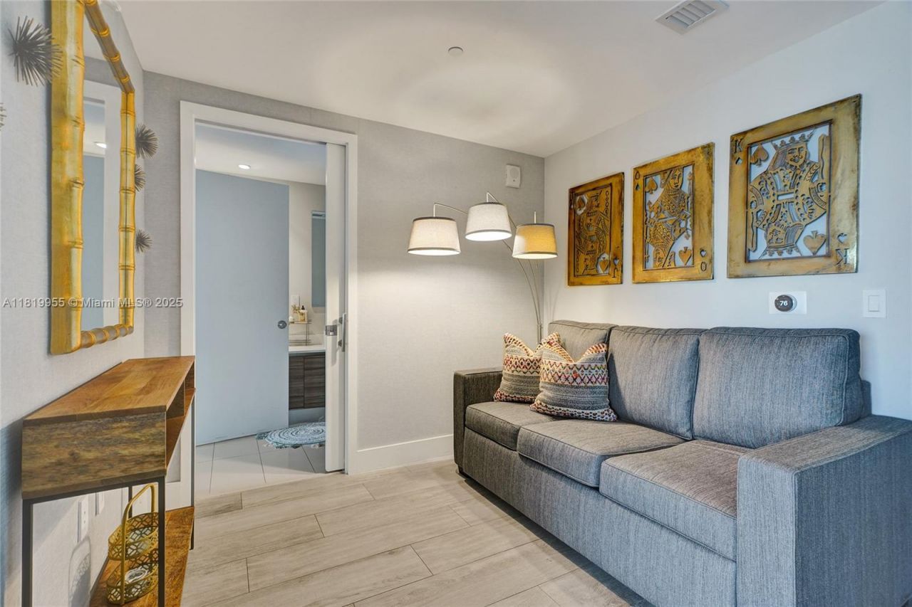 121 NE 34th St, Unit 2512, Miami, FL 33137 Photo