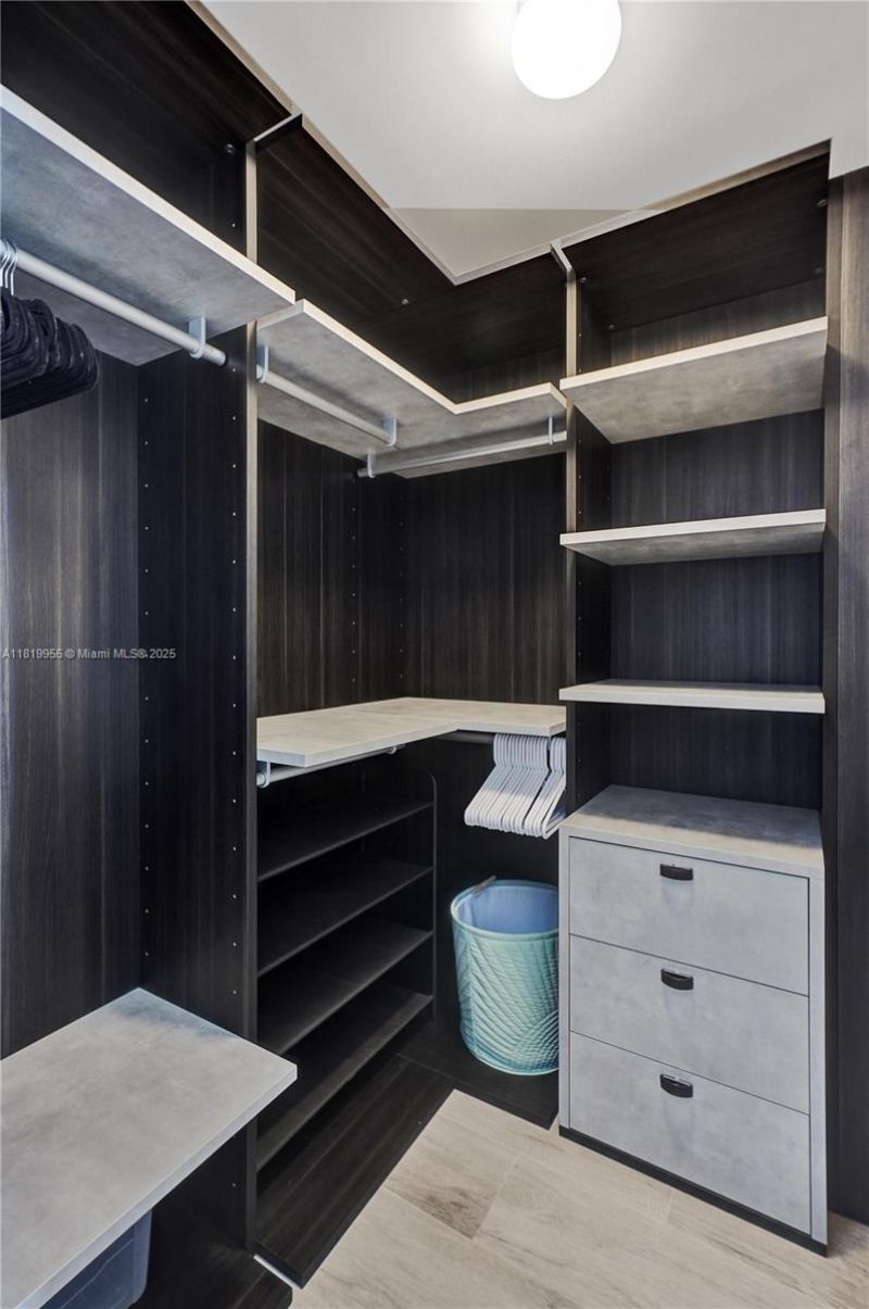 121 NE 34th St, Unit 2512, Miami, FL 33137 Photo