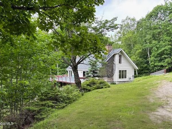 202 Old School House Road, North River, NY 12856