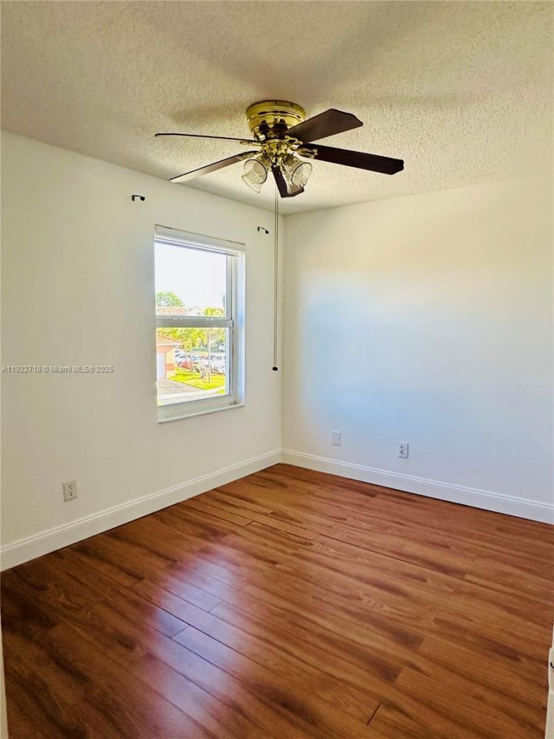 18961 NW 22nd St, Pembroke Pines, FL 33029 Photo