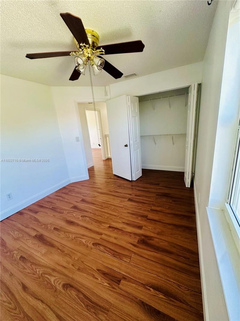 18961 NW 22nd St, Pembroke Pines, FL 33029 Photo