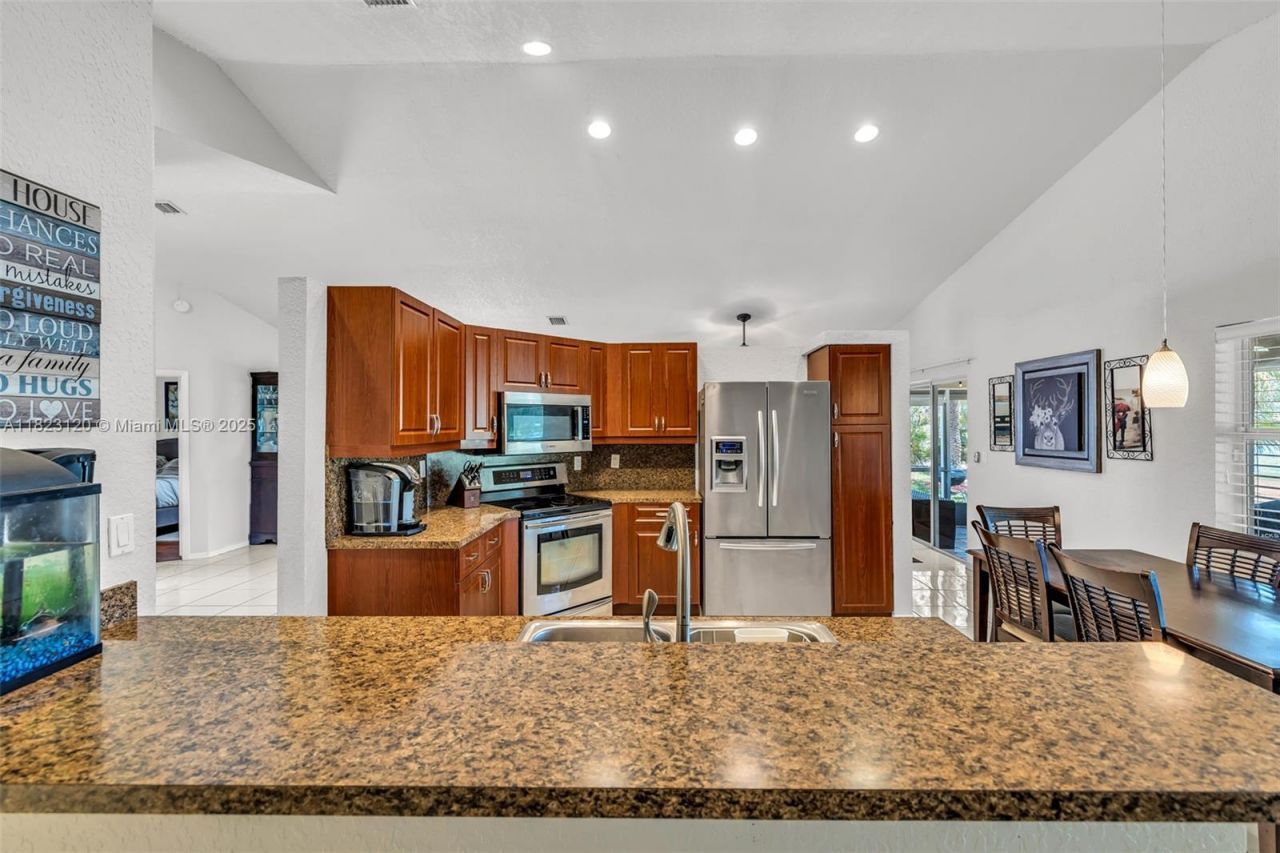 16260 La Costa Dr, Weston, FL 33326 Photo