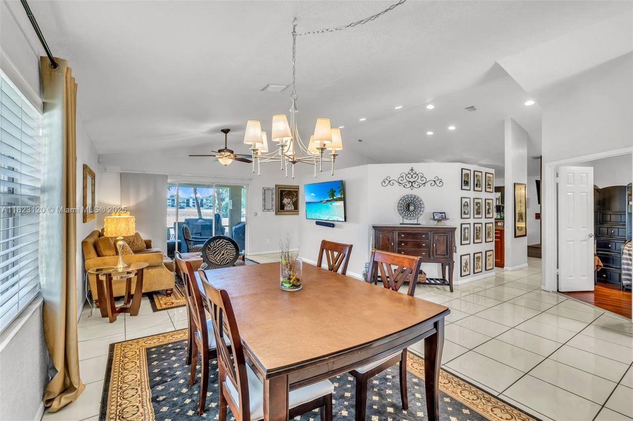 16260 La Costa Dr, Weston, FL 33326 Photo