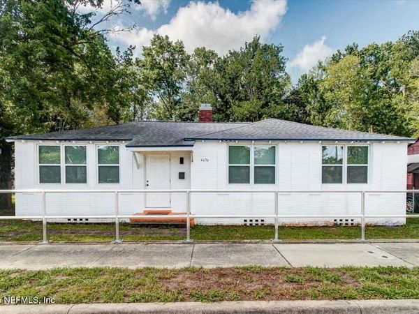 4636 TIMUQUANA Road, Jacksonville, FL 32210