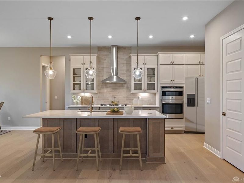 2504 Bent Grass Drive, Beavercreek, OH 45431 Photo 2