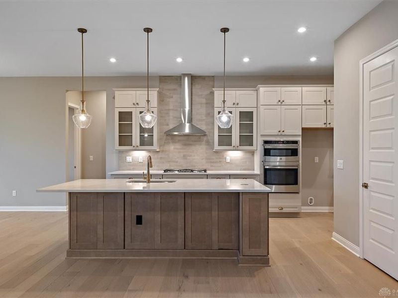 2504 Bent Grass Drive, Beavercreek, OH 45431 Photo 3