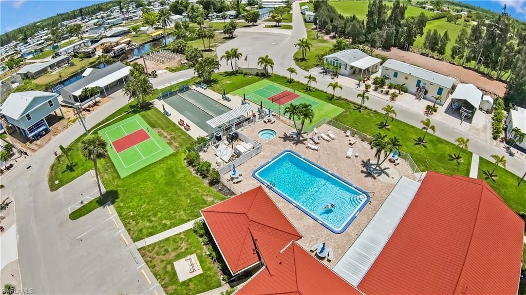 4944 Porky Ln, Saint James City, FL 33956 Photo