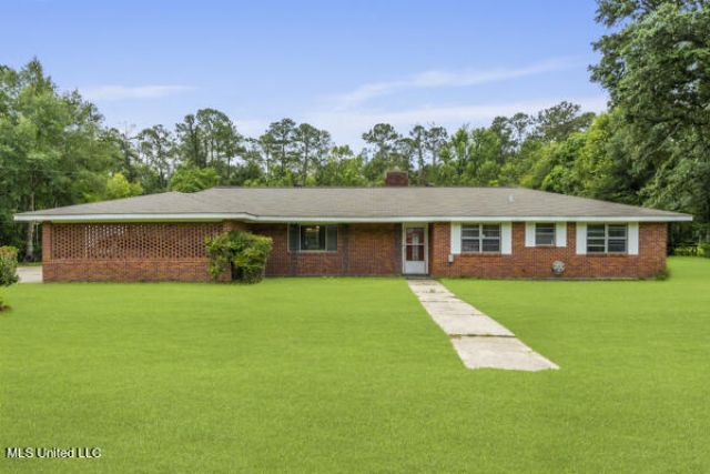 38 Eldridge Patch Road, Picayune, MS 39466 Main Photo