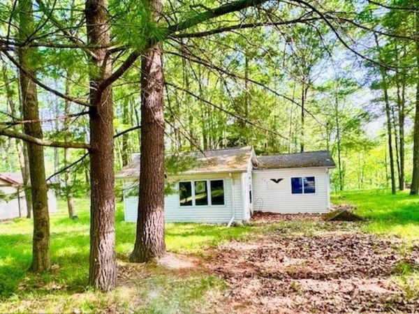 751 Bungo Lake Road, Harrison, MI 48625