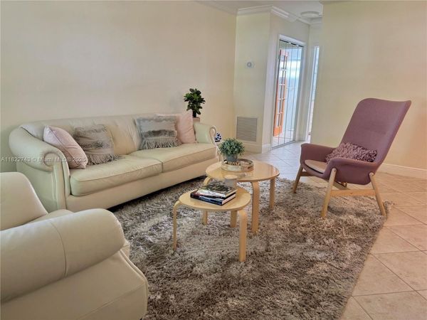 3801 NE 22nd Ter, Unit 7, Lighthouse Point, FL 33064