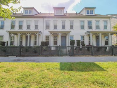 2234 Henry Tecklenburg Drive, Charleston, SC 29407