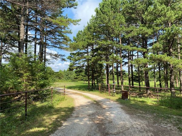 3309 nc 421, Marble Falls, AR 72648