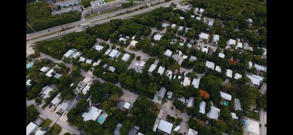 31 Dolphin Road, Key Largo, FL 33037 Photo