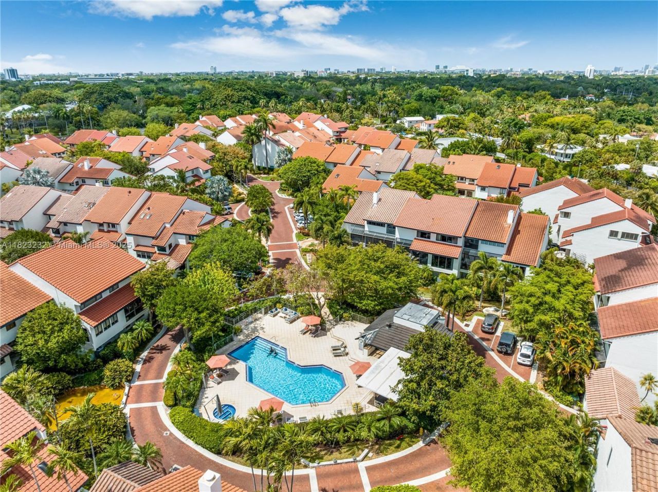 2000 S Bayshore Dr., Unit 47, Miami, FL 33133 Photo