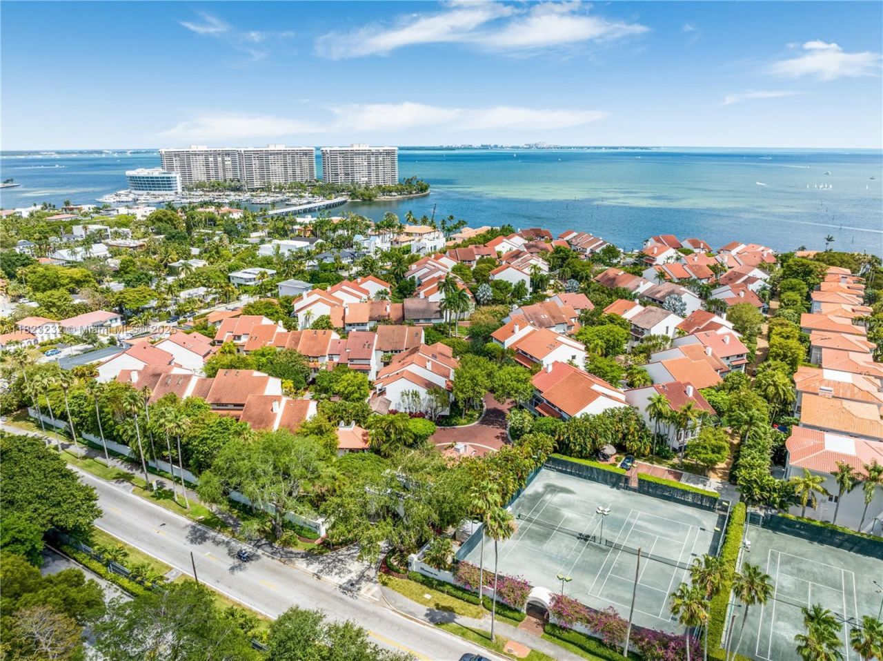 2000 S Bayshore Dr., Unit 47, Miami, FL 33133 Photo