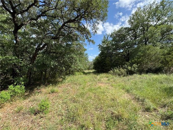 211 Hunters Glen Road, San Marcos, TX 78666