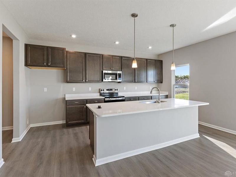 535 Iris Drive, Yellow Springs, OH 45387 Photo 3