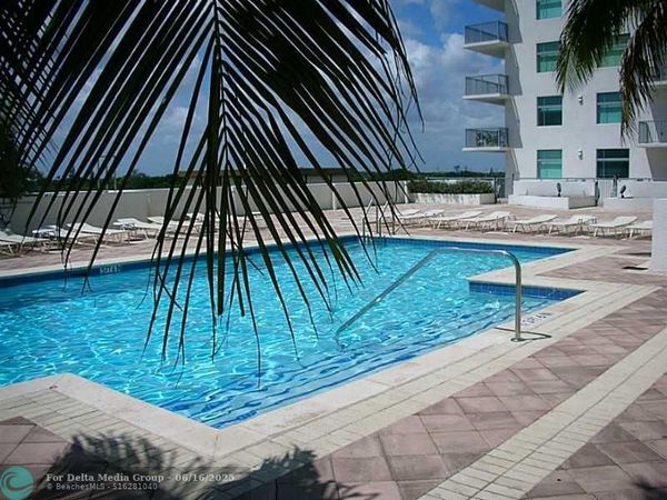 140 S DIXIE HY, Unit 525, Hollywood, FL 33020