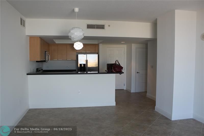 140 S Dixie Hy, Unit 525, Hollywood, FL 33020 Photo
