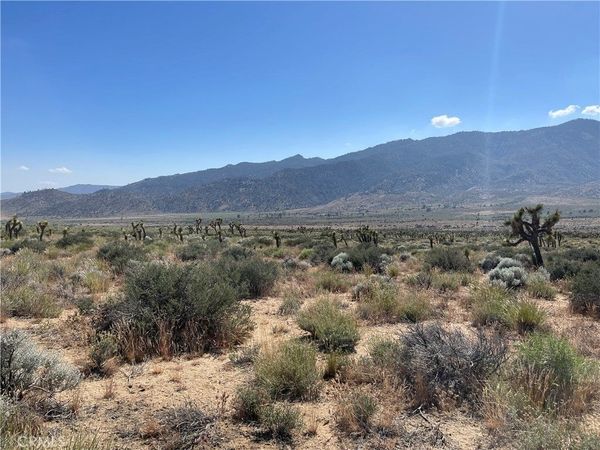15310023 Kelso Valley Road, Weldon, CA 93283