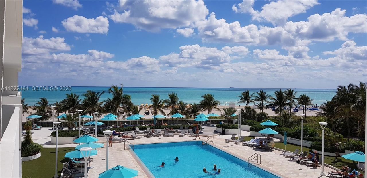 100 Lincoln Rd, Unit 811, Miami Beach, FL 33139 Photo