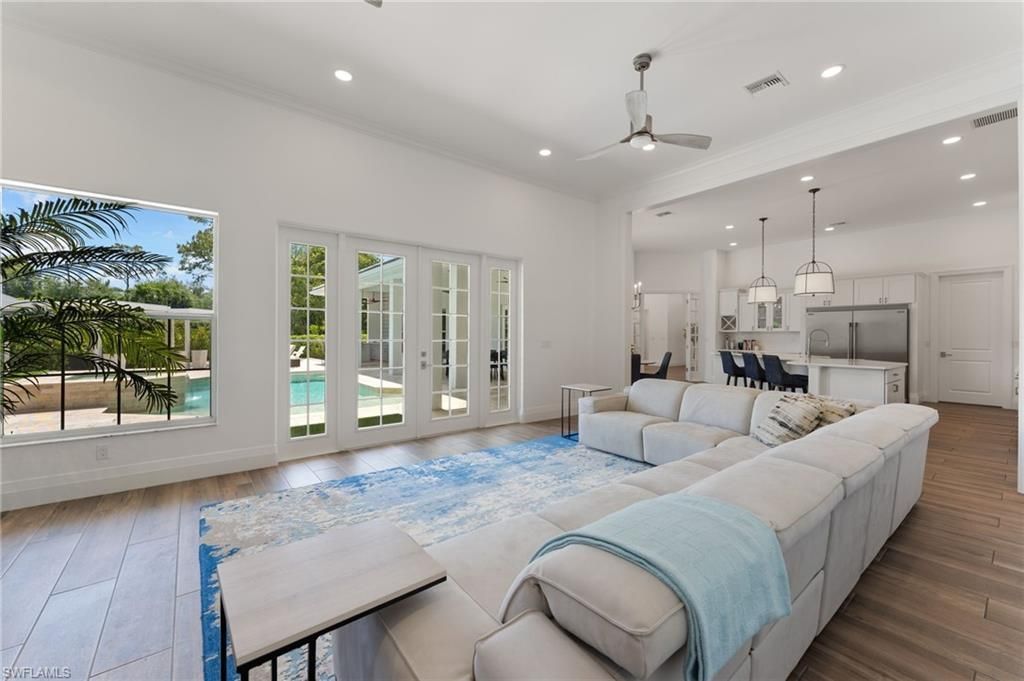 2274 Hawksridge Dr, Naples, FL 34105 Photo