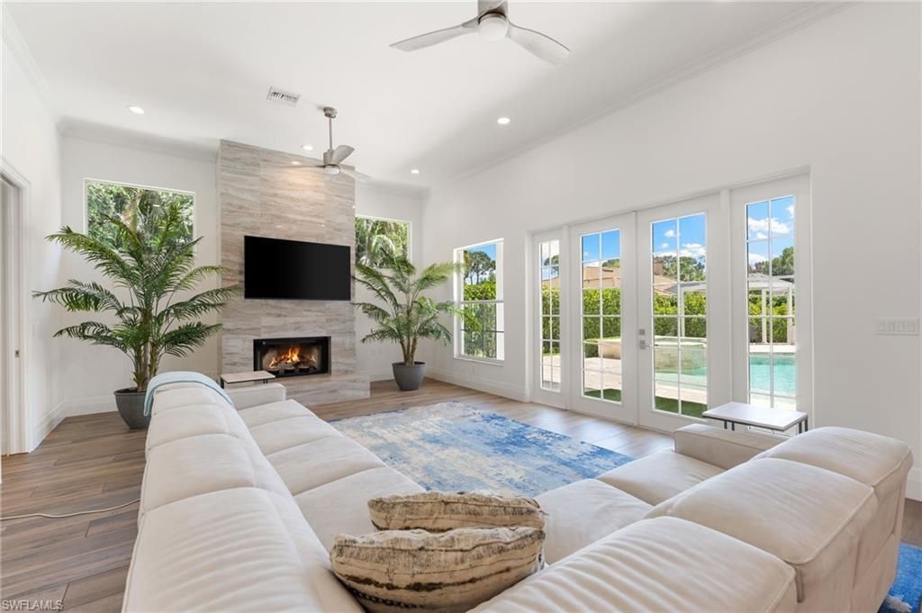 2274 Hawksridge Dr, Naples, FL 34105 Photo