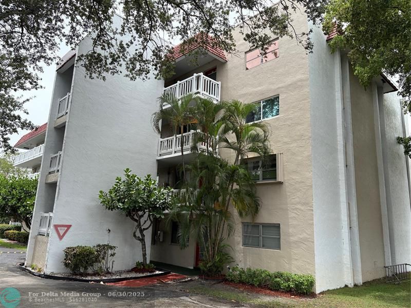 3571 Inverrary Drive, Unit 209, Lauderhill, FL 33319 Photo