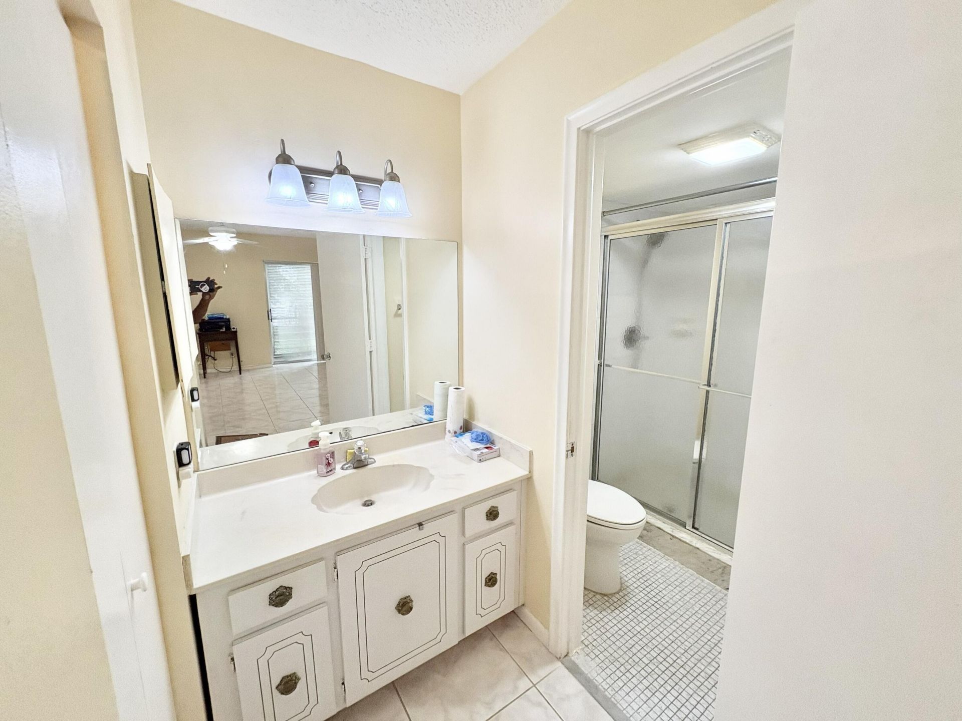 3571 Inverrary Drive, Unit 209, Lauderhill, FL 33319 Photo