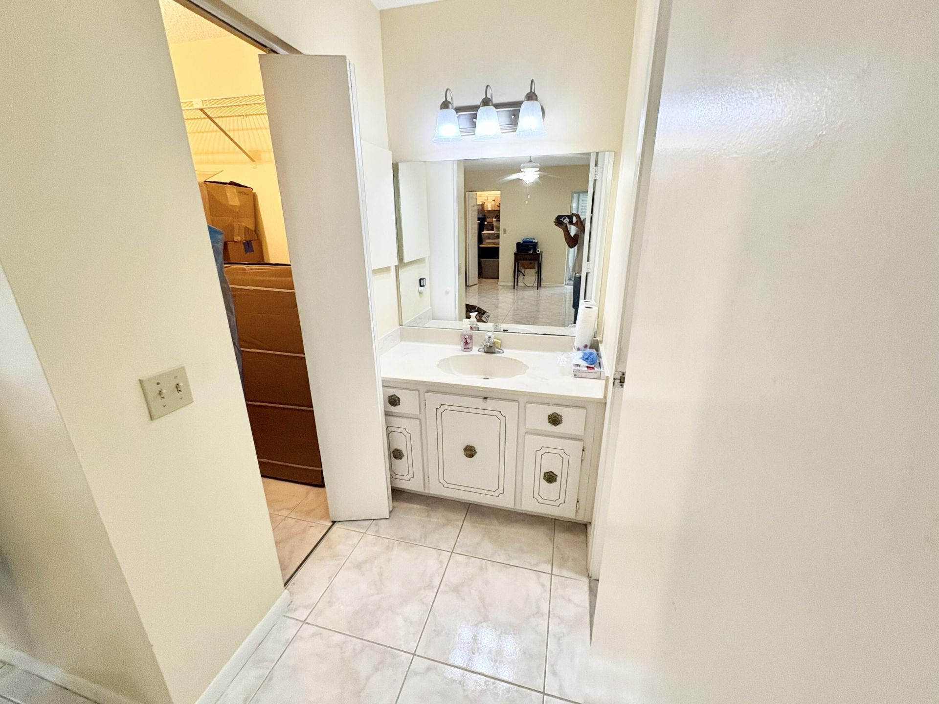 3571 Inverrary Drive, Unit 209, Lauderhill, FL 33319 Photo