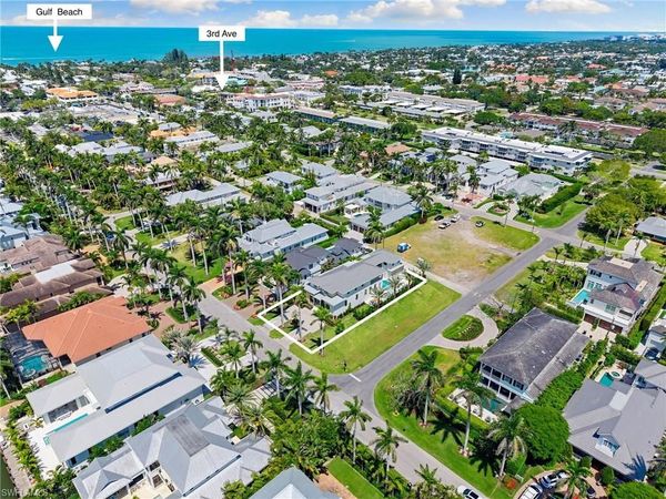 581 14th AVE S, NAPLES, FL 34102