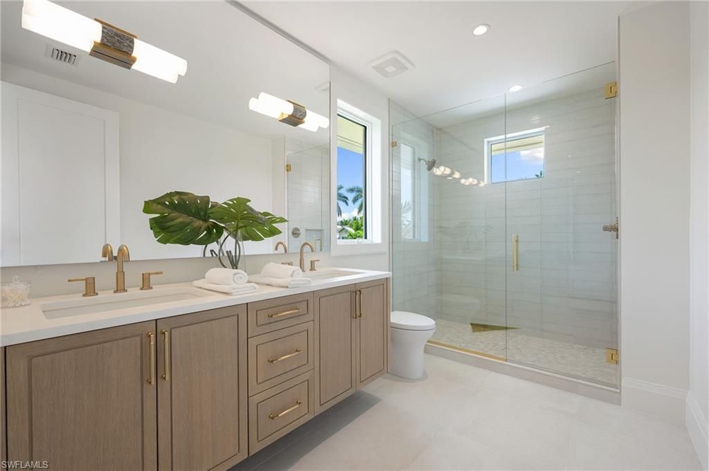 581 14th Ave S, Naples, FL 34102 Photo