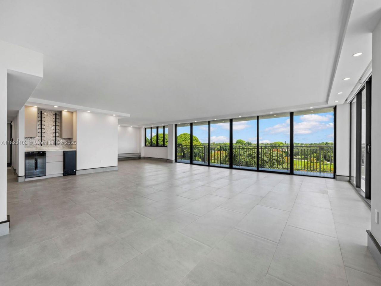 700 Coral Way, Unit 5, Coral Gables, FL 33134 Photo