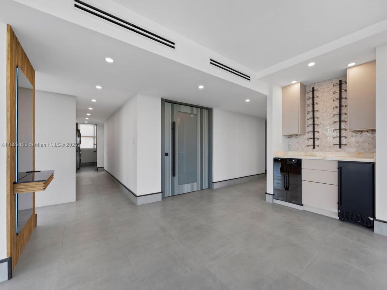 700 Coral Way, Unit 5, Coral Gables, FL 33134 Photo