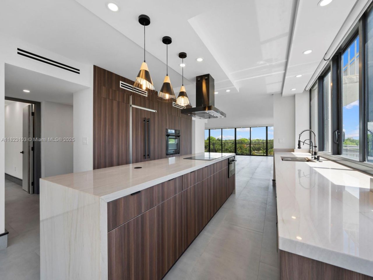 700 Coral Way, Unit 5, Coral Gables, FL 33134 Photo