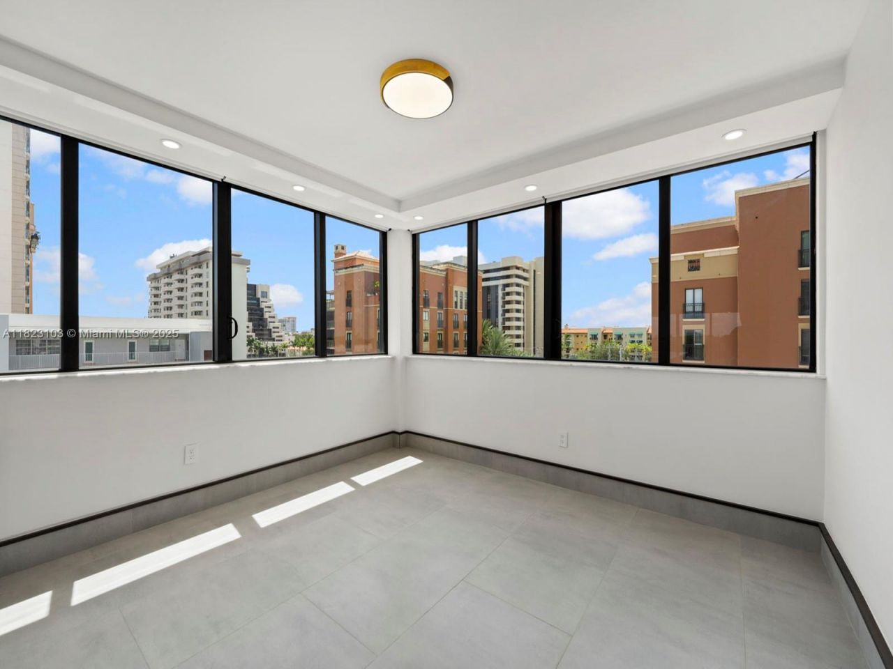 700 Coral Way, Unit 5, Coral Gables, FL 33134 Photo