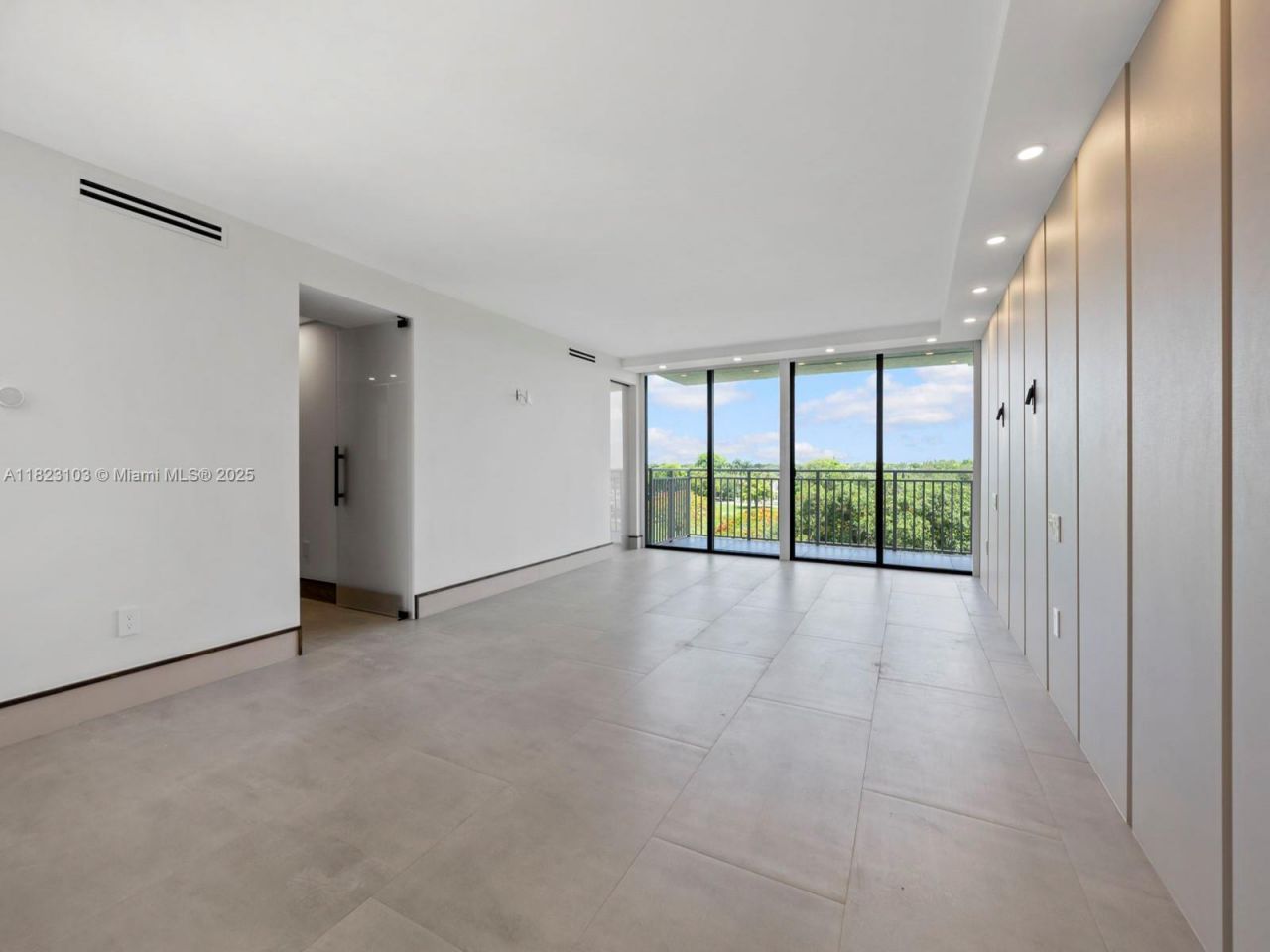 700 Coral Way, Unit 5, Coral Gables, FL 33134 Photo