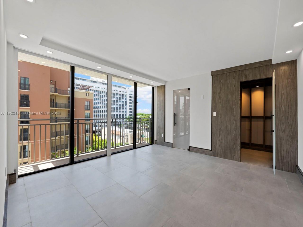 700 Coral Way, Unit 5, Coral Gables, FL 33134 Photo