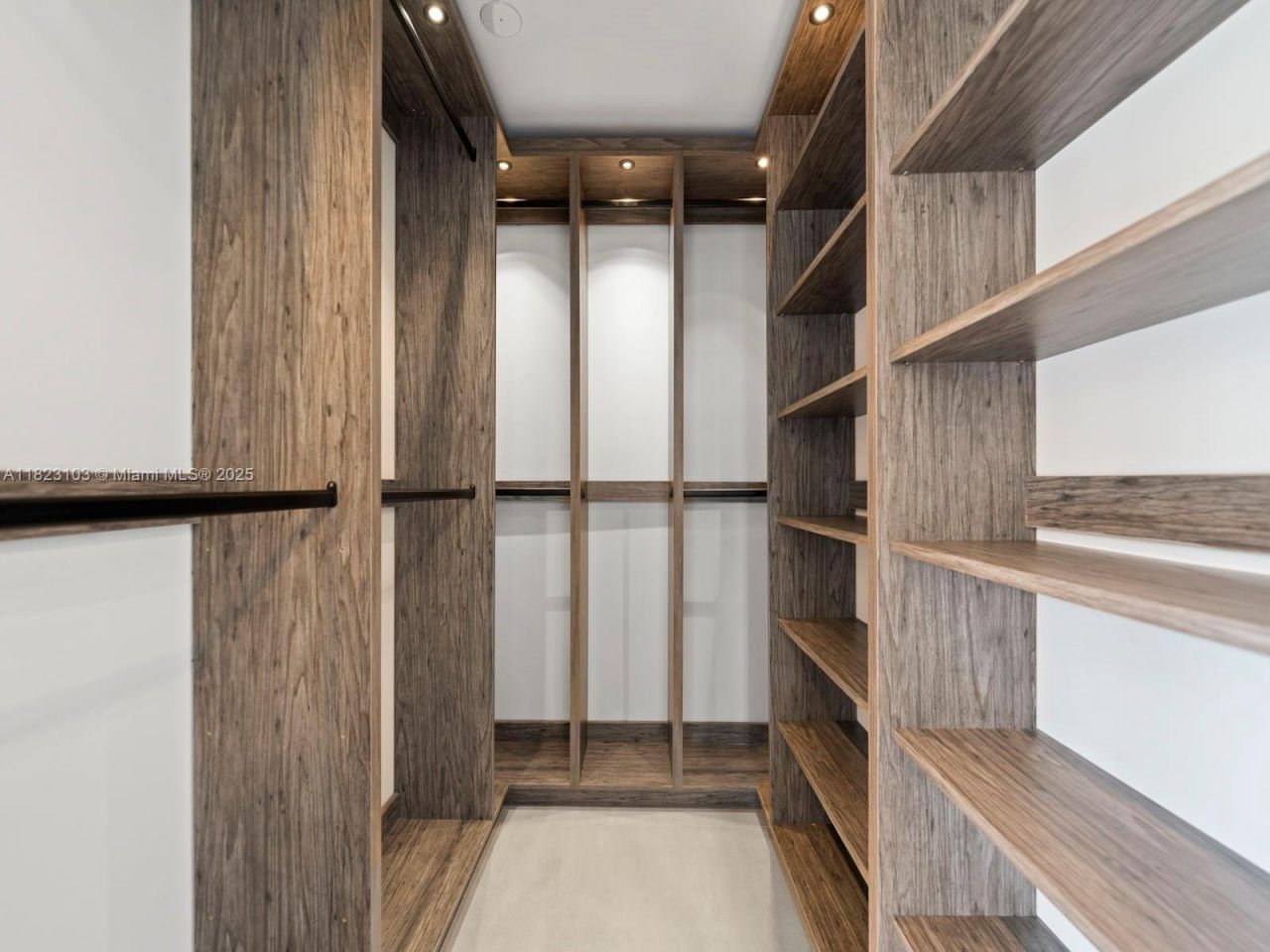 700 Coral Way, Unit 5, Coral Gables, FL 33134 Photo