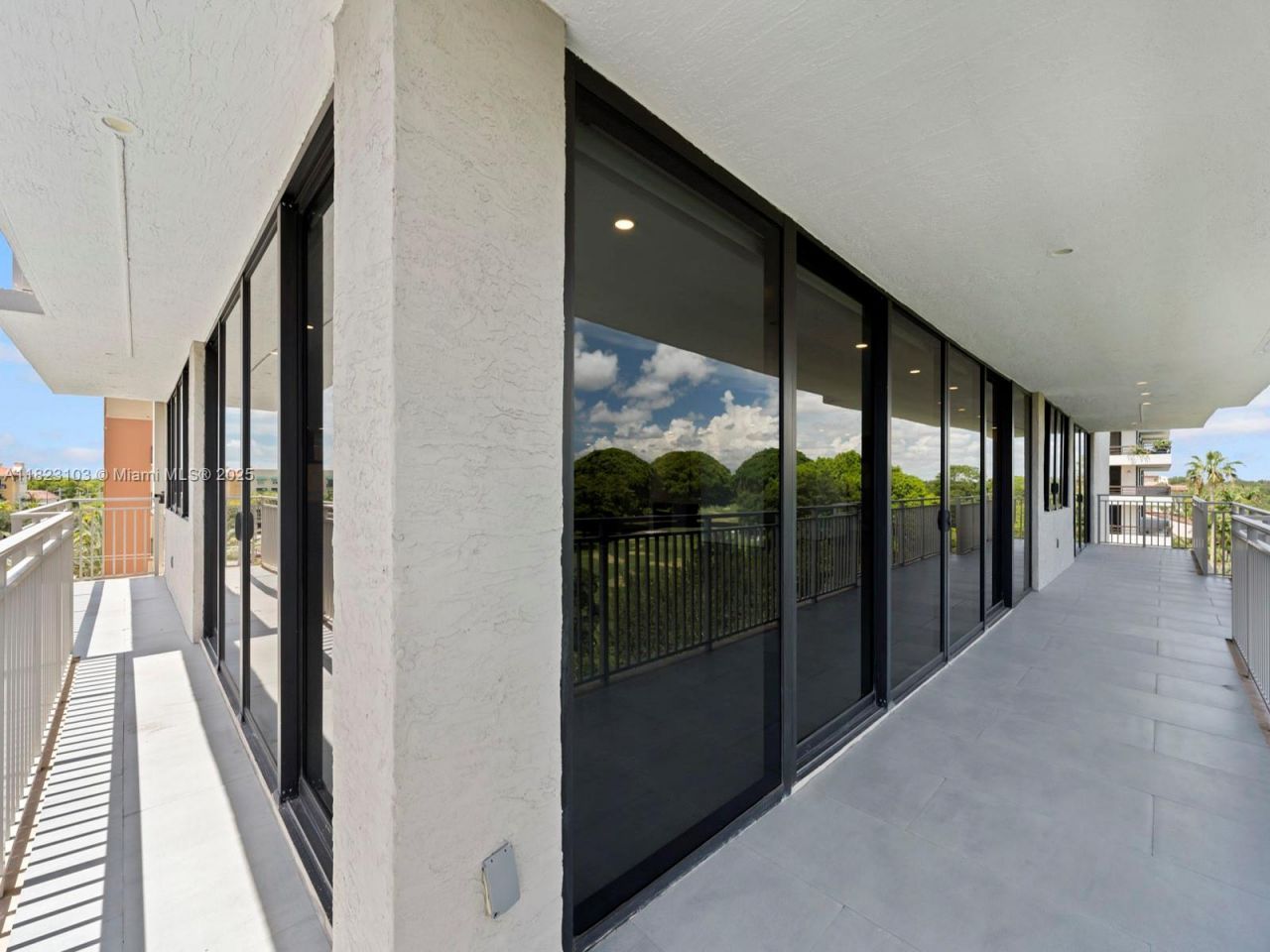 700 Coral Way, Unit 5, Coral Gables, FL 33134 Photo