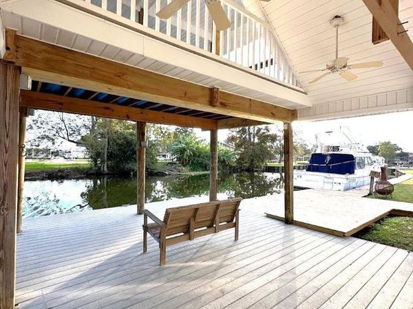1017 Pauline Ct, Stephensville, LA 70380
