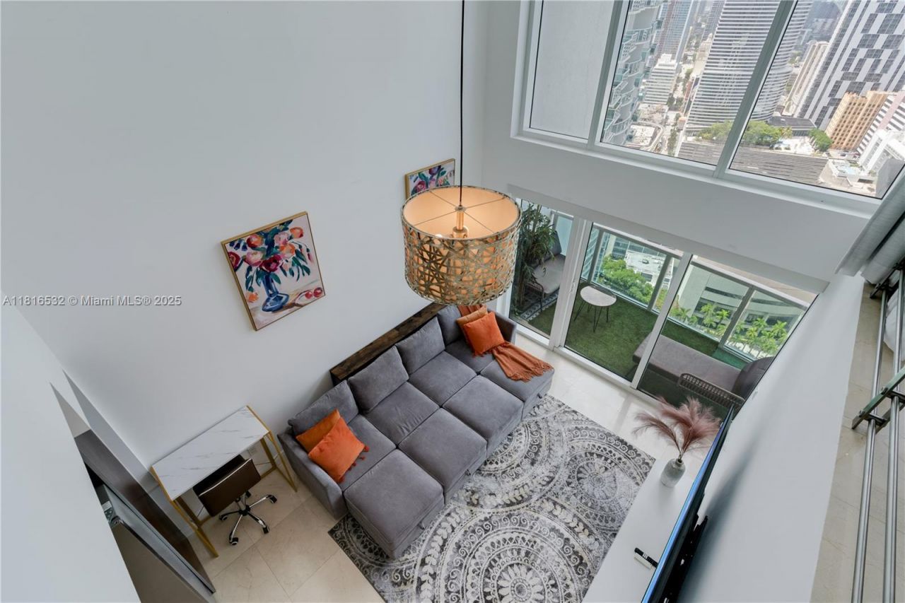 41 SE 5th St, Unit 2107, Miami, FL 33131 Photo