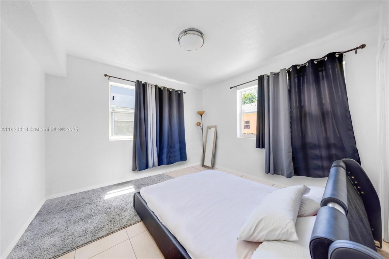 1580 SW 6th St, Miami, FL 33135 Photo