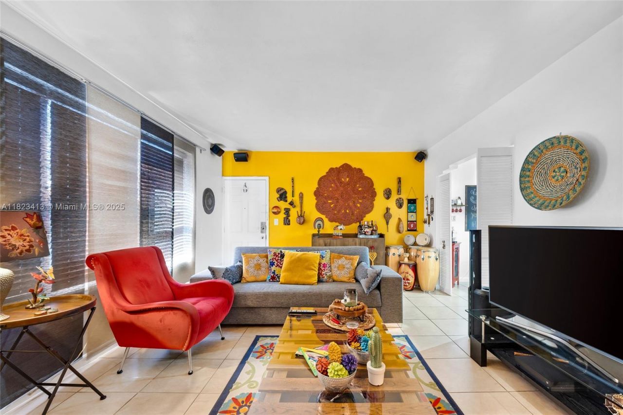 1580 SW 6th St, Miami, FL 33135 Photo