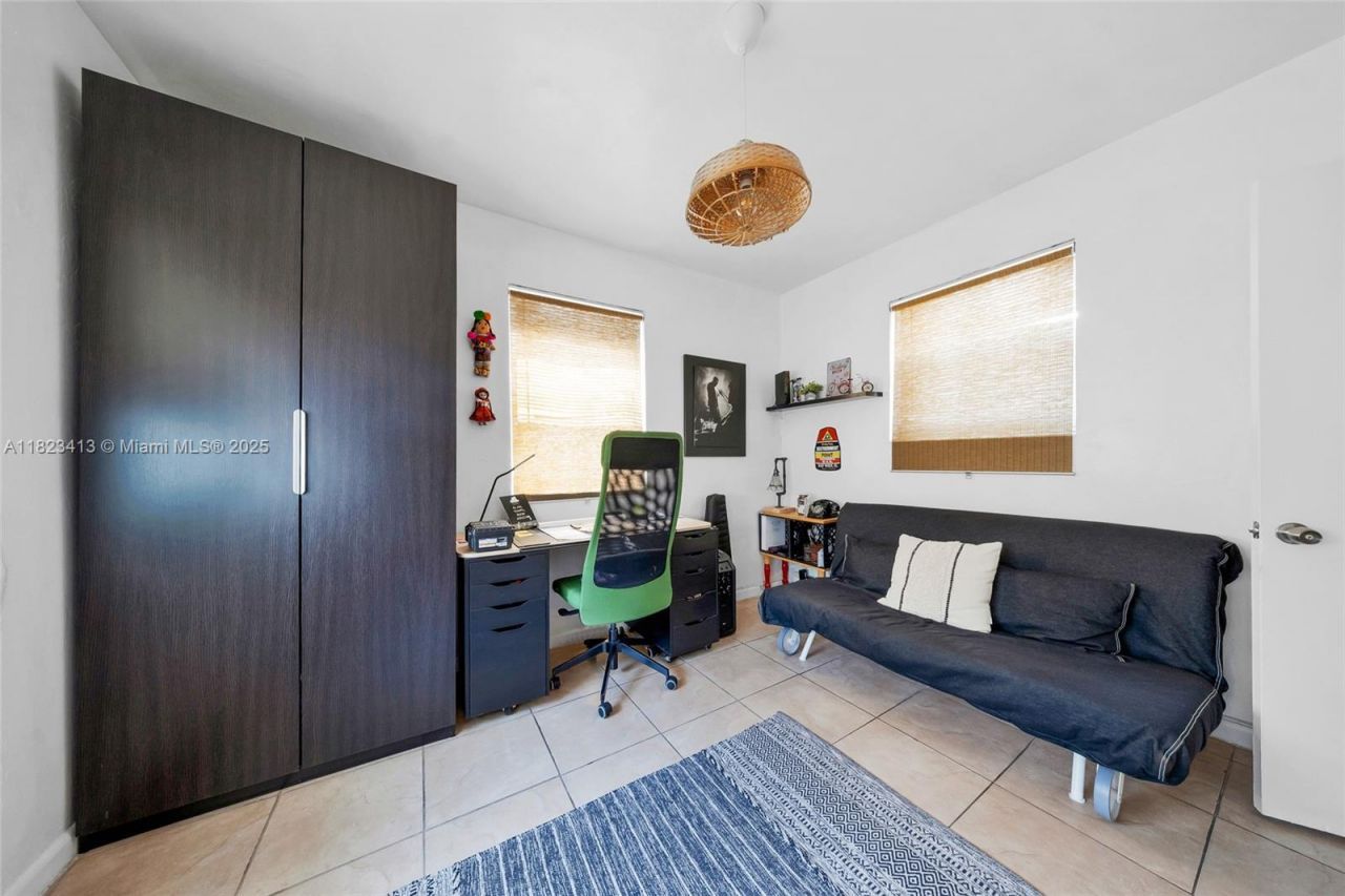 1580 SW 6th St, Miami, FL 33135 Photo